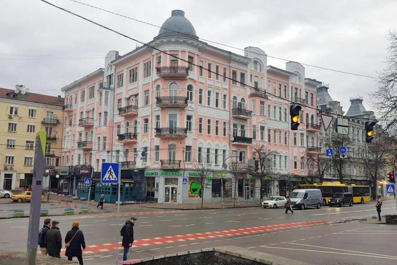 Maison Blanche Kyiv City Center Hotel Exterior photo